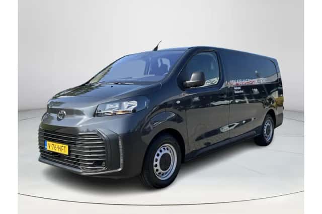 Toyota Proace (2024) thumbnail 1