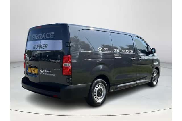 Toyota Proace (2024) thumbnail 5