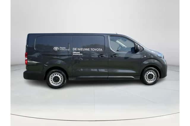 Toyota Proace (2024) thumbnail 6