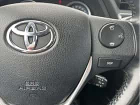 Toyota Auris (2014) thumbnail 18