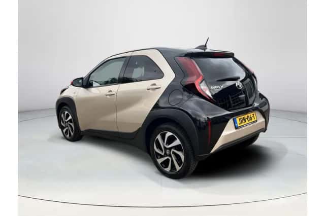 Toyota Aygo X (2024) thumbnail 3