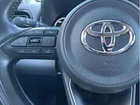 Toyota Yaris Cross (2022) thumbnail 17