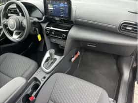 Toyota Yaris Cross (2025) thumbnail 9