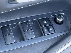 Toyota Corolla (2021) thumbnail 19