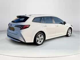 Toyota Corolla (2021) thumbnail 5