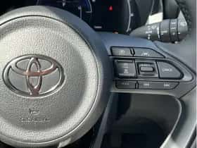 Toyota Yaris Cross (2026) thumbnail 18