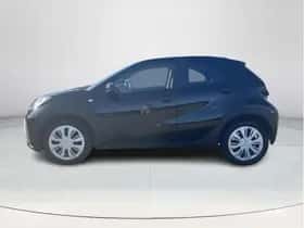 Toyota Aygo X (2022) thumbnail 2