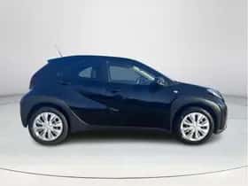 Toyota Aygo X (2022) thumbnail 6