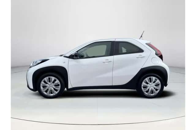 Toyota Aygo X (2023) thumbnail 2