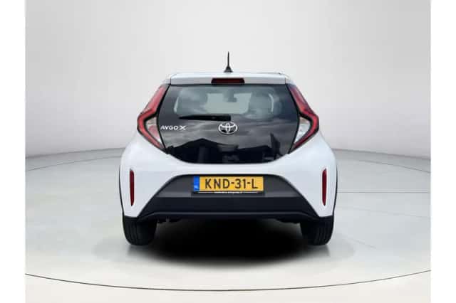 Toyota Aygo X (2023) thumbnail 4