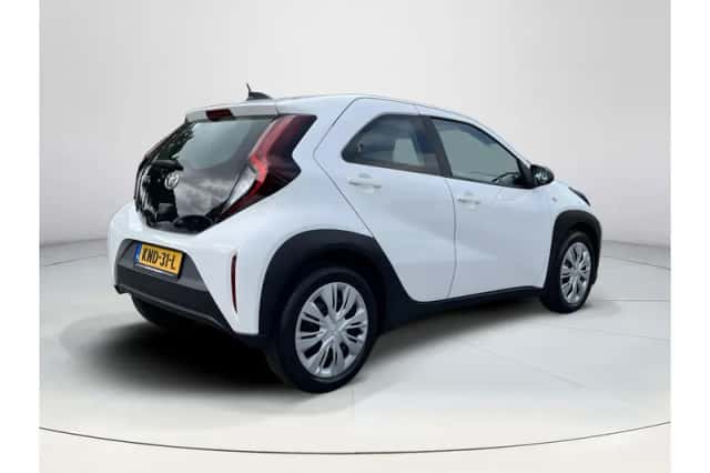 Toyota Aygo X (2023) thumbnail 5