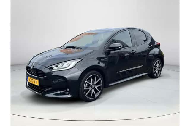 Toyota Yaris (2020) thumbnail 1