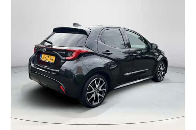 Toyota Yaris (2020) thumbnail 5