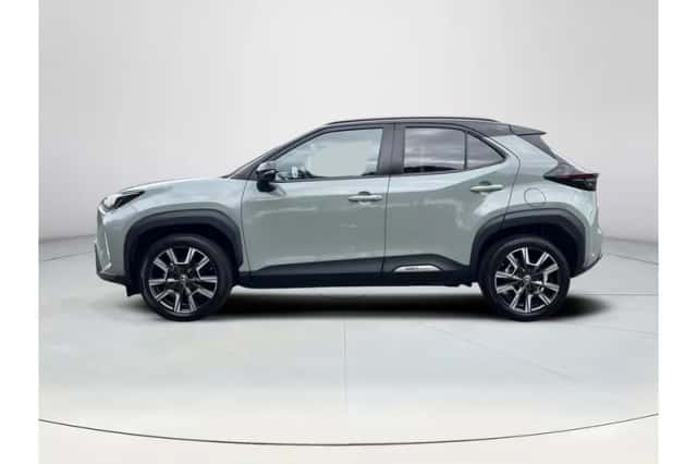 Toyota Yaris Cross (2024) thumbnail 2