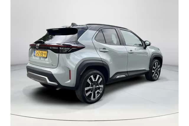 Toyota Yaris Cross (2024) thumbnail 5