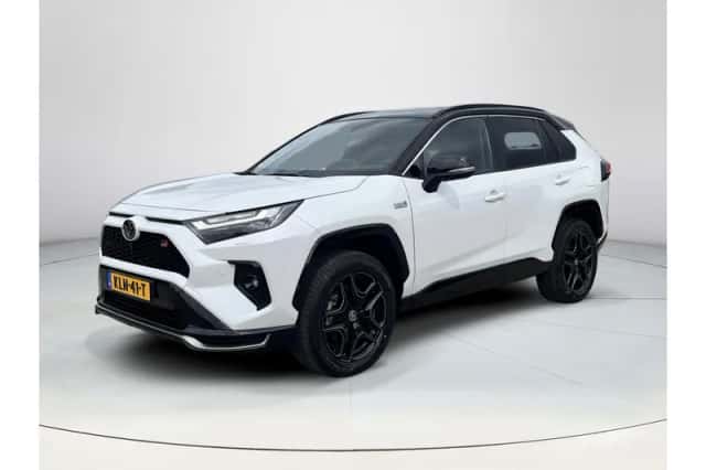 Toyota RAV4 (2024) thumbnail 1