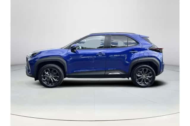 Toyota Yaris Cross (2023) thumbnail 2