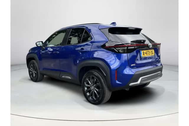 Toyota Yaris Cross (2023) thumbnail 3