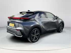 Toyota C-HR (2025) thumbnail 5
