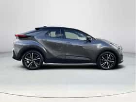 Toyota C-HR (2025) thumbnail 6
