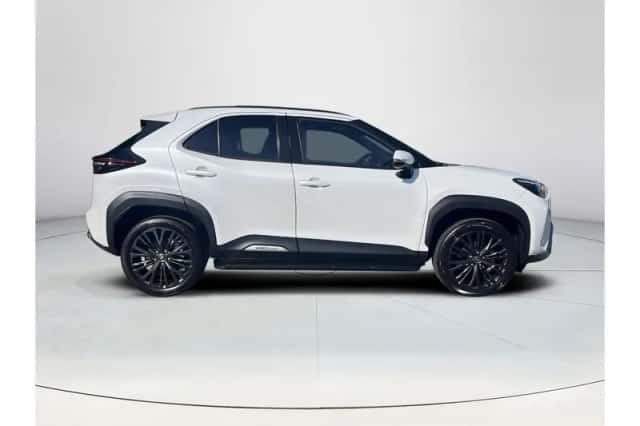 Toyota Yaris Cross (2023) thumbnail 6