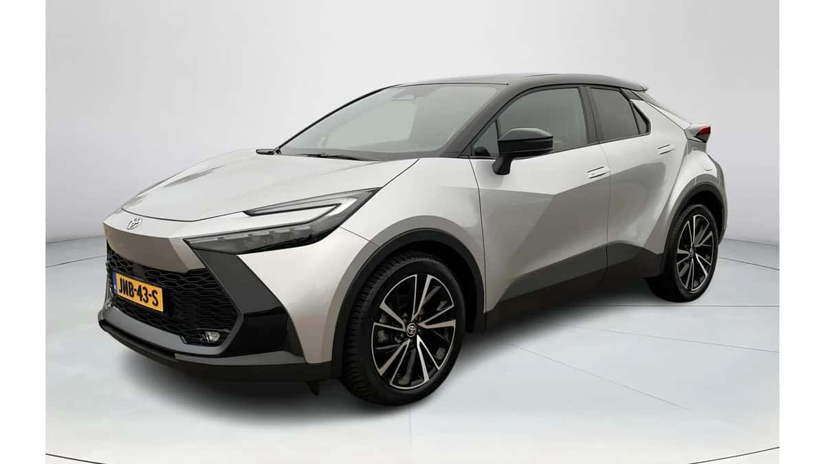 Toyota C-HR (2024) — foto 1