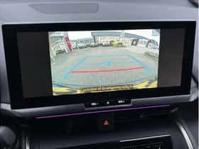Toyota C-HR (2024) thumbnail 14