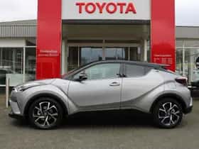 Toyota C-HR (2017) thumbnail 3