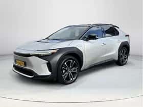 Toyota bZ4X (2022) thumbnail 1