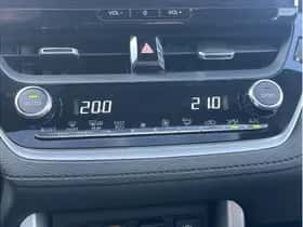 Toyota Corolla (2024) thumbnail 15
