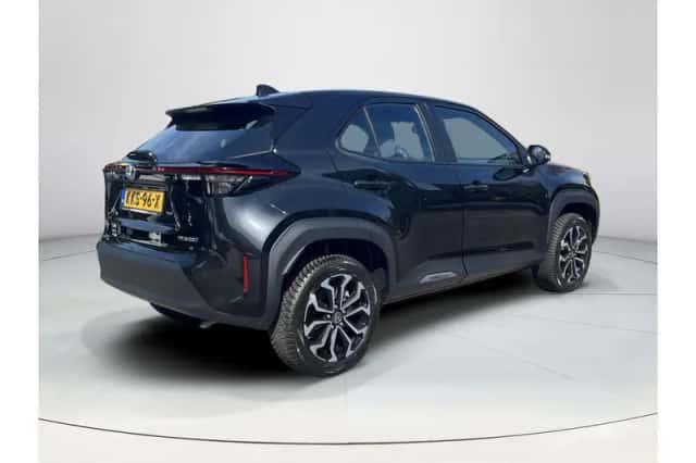 Toyota Yaris Cross (2024) thumbnail 5