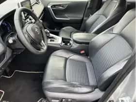 Toyota RAV4 (2019) thumbnail 12