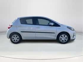 Toyota Yaris (2018) thumbnail 6