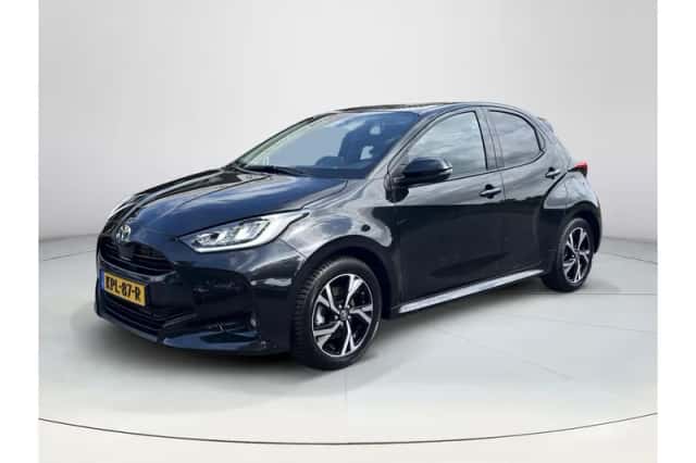 Toyota Yaris (2025) thumbnail 1