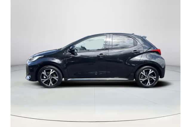 Toyota Yaris (2025) thumbnail 2
