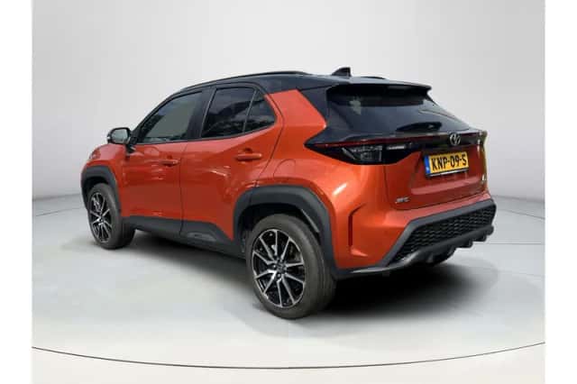 Toyota Yaris Cross (2023) thumbnail 3