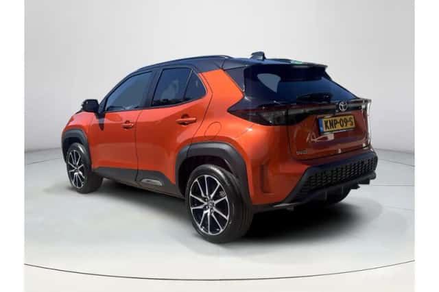 Toyota Yaris Cross (2023) thumbnail 3