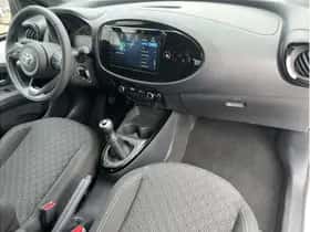 Toyota Aygo X (2025) thumbnail 16