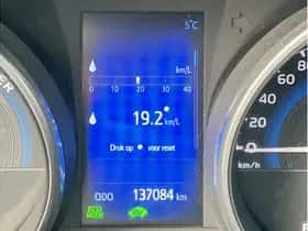 Toyota Auris (2017) thumbnail 24