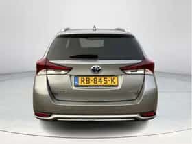 Toyota Auris (2017) thumbnail 4