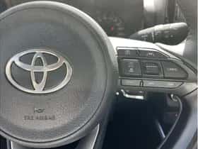 Toyota Yaris (2025) thumbnail 14