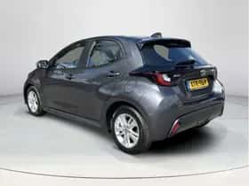 Toyota Yaris (2025) thumbnail 3