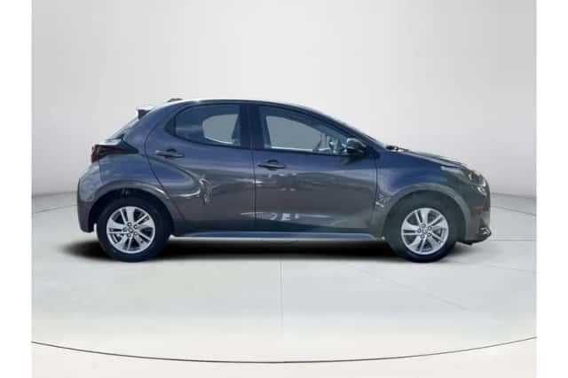 Toyota Yaris (2025) thumbnail 6