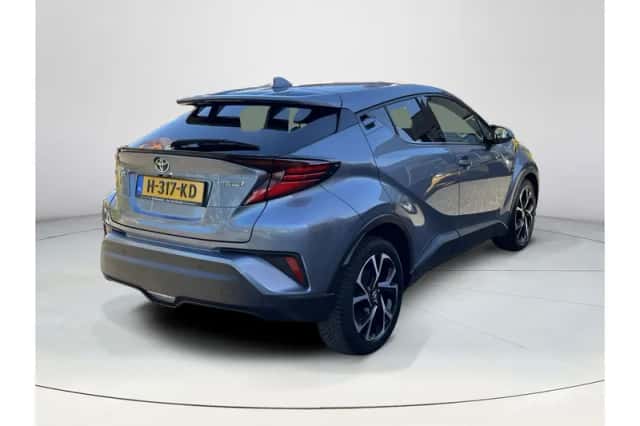Toyota C-HR (2020) thumbnail 5
