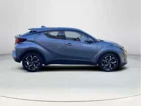 Toyota C-HR (2020) thumbnail 6