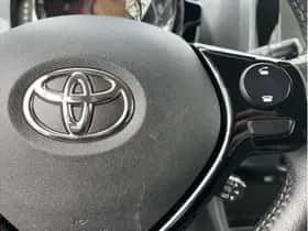 Toyota Aygo (2019) thumbnail 18