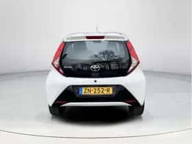 Toyota Aygo (2019) thumbnail 4