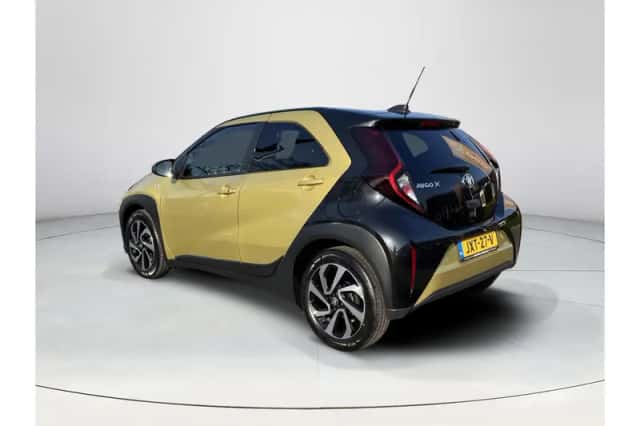 Toyota Aygo X (2023) thumbnail 3