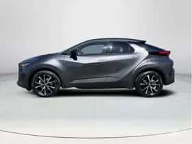 Toyota C-HR (2025) thumbnail 2