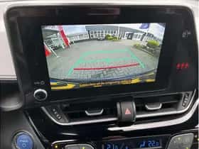 Toyota C-HR (2023) thumbnail 14